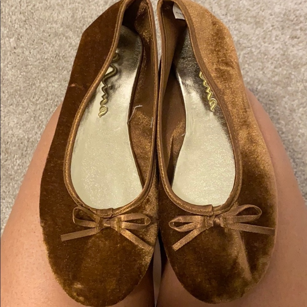 NINA Suede Slippers/Flats